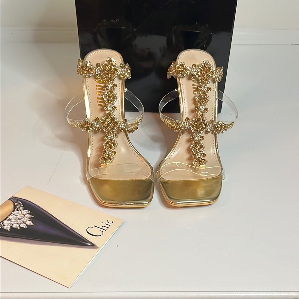 Chic Gold Strappy Heels with Rhinestone Embellishments